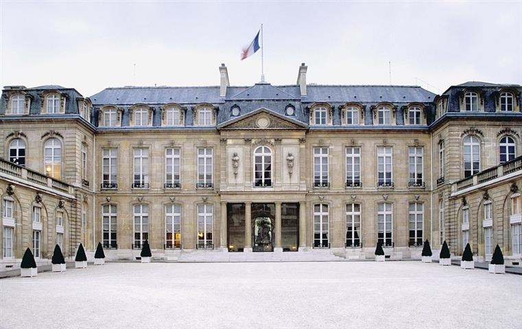 Palacio Elíseo que alberga la Presidencia de Francia.