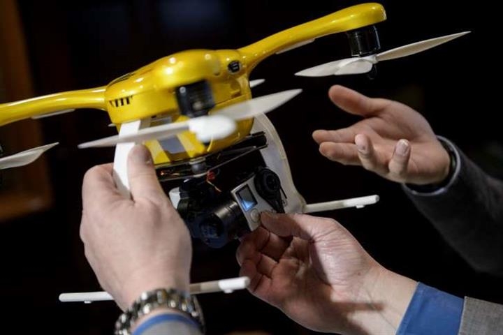 Alibaba emplea drones para entregar té