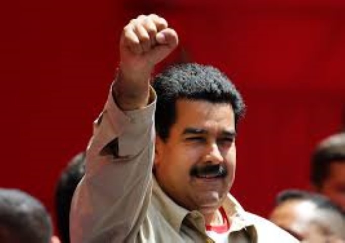 Maduro acusa a vicepresidente de EU de intentar derrocarlo