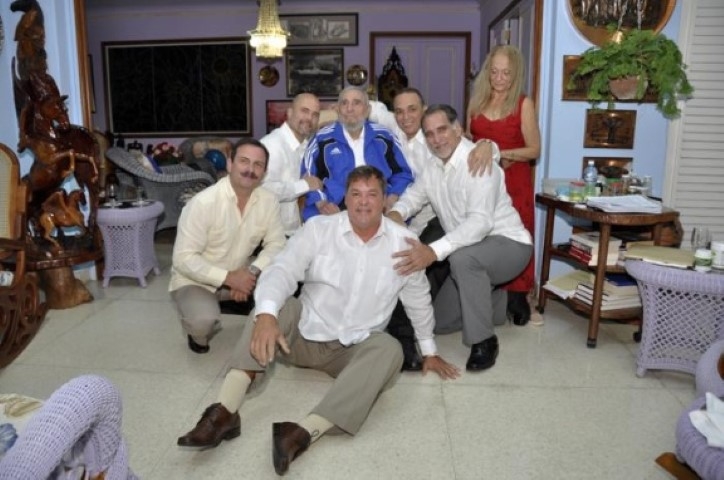 Fidel alegre tras encuentro con “Los Cinco”
