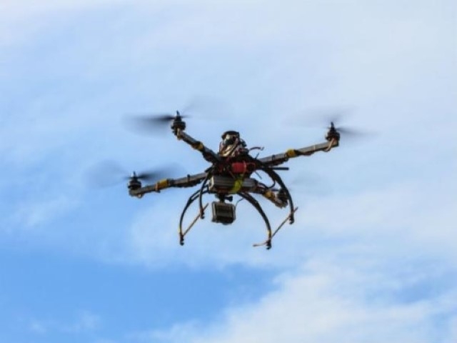 Inglaterra planea invertir más en drones y espionaje