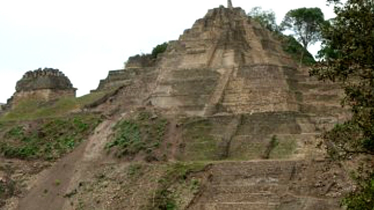 La pirámide de Toniná la más alta y grande de México