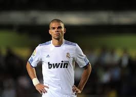 Pepe seguirá con el Real Madrid hasta 2017